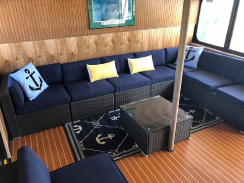 Lower deck seats 2