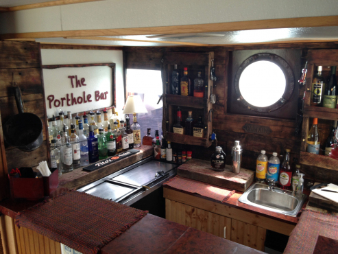 The Porthole Bar
